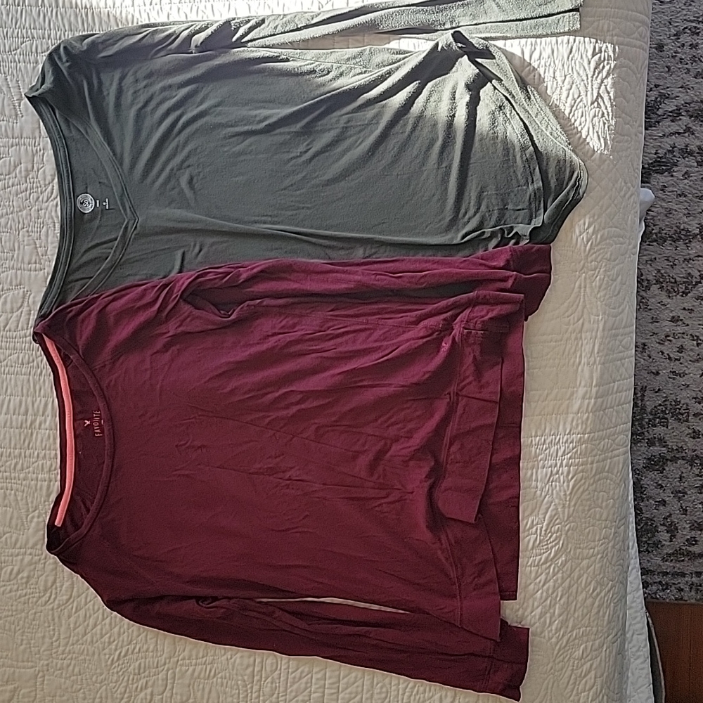 2 soft long sleeve tees